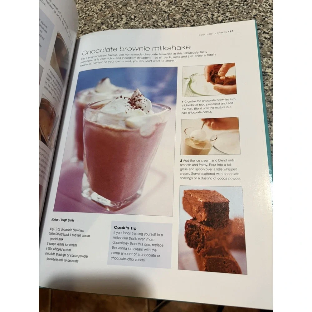 JUICES & SMOOTHIES By Suzannah J. Farrow Olivier‎ - Hardcover